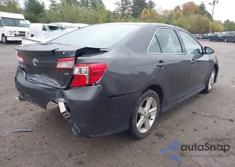 2012 Toyota Camry Se z USA, uszkodzony, nr VIN 4T1BF1FK2CU041941